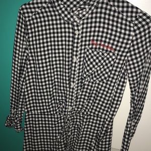 Cute H&M button up shirt (long) from Switzerland!